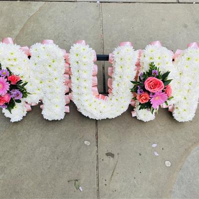 Mum massed letter tribute 