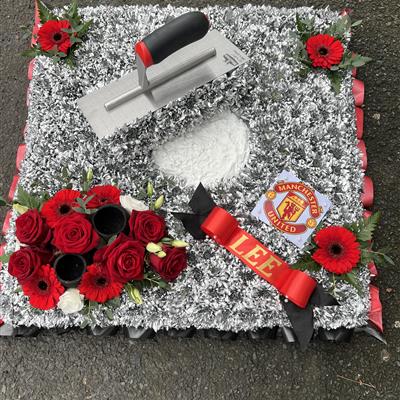 Plasterers hawk tribute 
